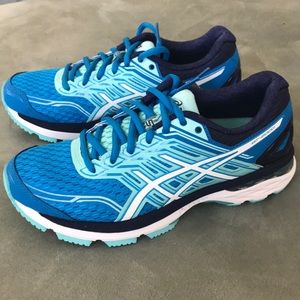 Asics GT-2000 Shoes
